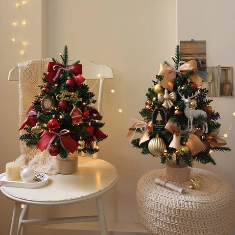 Mini Christmas Tree Desktop Decoration With LED String Lights Wooden Base Ornaments Pine Cones Ribbon Home Office Festive Tabletop Decor