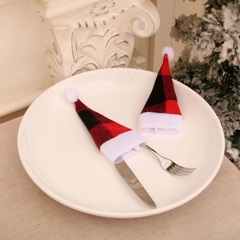 Mini Chapeau de Noël Porte-Ustensiles Carreaux Buffalo Rouge Noir Couvercle de Couteau Fourchette Décoration de Bouteille