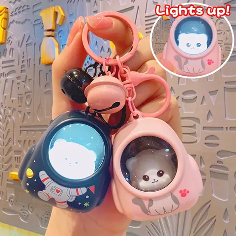 Simpatico Portachiavi Animale Astronauta In PVC Con Luce Notturna LED Per Zaino Borsa Ornamento Regalo