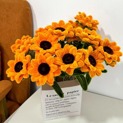 Hand Woven Pipe Cleaner Sunflower Finished Artificial Flower Plush Home Decor Teachers Day Gift Photography Prop