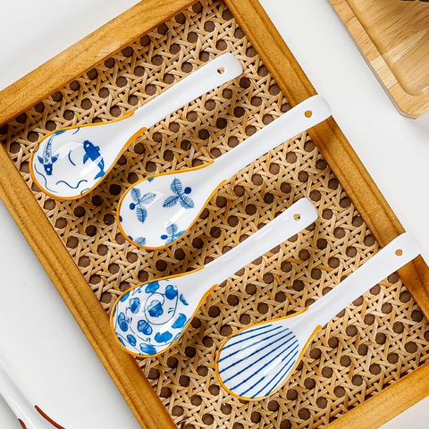 Japanese Style Ceramic Soup Spoon Hand Painted Underglaze Porcelain Heat Resistant Curved Handle Tableware For Kitchen