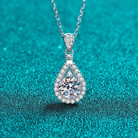 925 Sterling Silver Moissanite Zirconia Water Drop Pendant Necklace Elegant Halo Pear Shape Jewelry For Women Banquet Gift