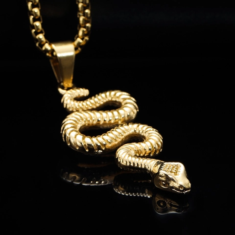 Collar Con Colgante De Serpiente Acero Inoxidable Punk Gótico Hip Hop Street Style Color Oro 3D Texturizado Joyería Animal Hombres Mujeres
