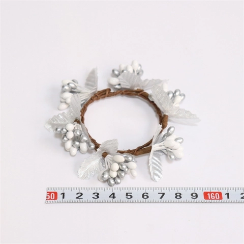 Anneau De Serviette En Baies Artificielles Argent Blanc Feuilles En Tissu Décoration De Noël Anneau De Bougie