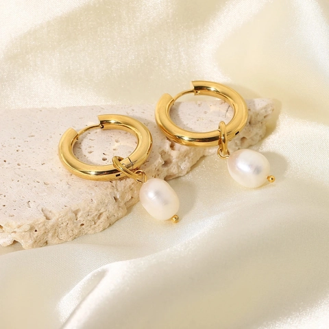 Orecchini A Cerchio In Acciaio Inossidabile Con Pendenti In Künstliche Perle Placcati Oro 18K Eleganti Stile Minimalista Da Donna