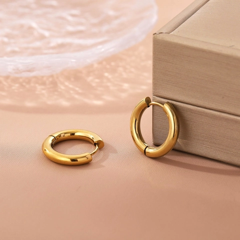 Orecchini A Cerchio Tondi Minimalisti Da Donna In Acciaio Inossidabile Lucidato Con Placcatura In Oro 18K Gioielli