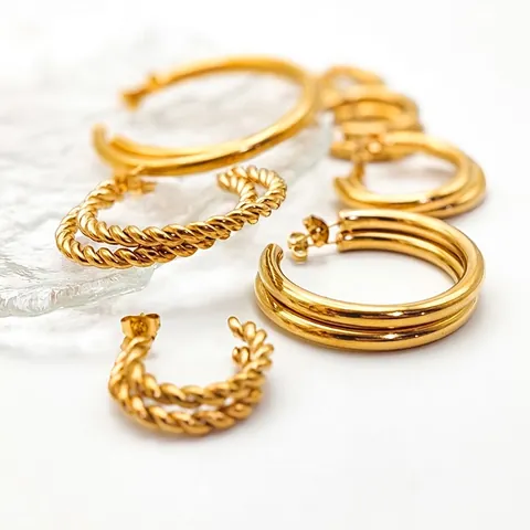 Pendientes De Aro Gruesos De Acero Inoxidable Para Mujer Chapados En Oro De 14K Cuerda Trenzada Acabado Espejo Liso Minimalista