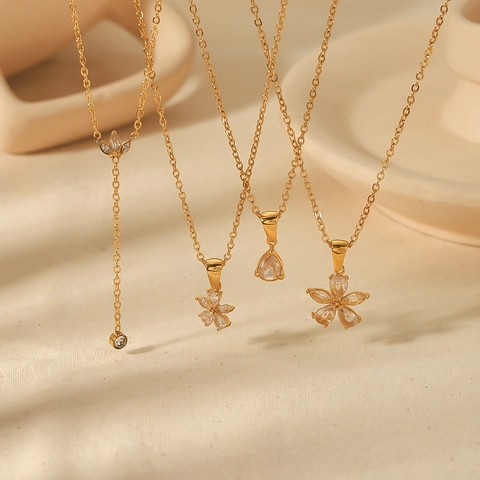 Flower Pendant Necklace 18K Gold Plated Stainless Steel With Cubic Zirconia Minimalist Jewelry For Women