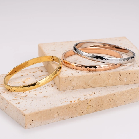 Brazalete De Bisagra Acero Inoxidable 304 Corte Diamante Rómbico Geométrico Joyería Minimalista Para Mujeres