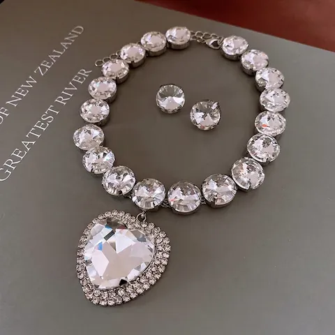 Alloy Rhinestone Jewelry Set Heart Pendant Necklace And Stud Earrings Vintage Elegant Fashion For Women