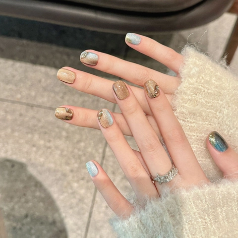 Unghie Finte Fatte A Mano Blu Azzurro Sfumato Occhio Di Gatto Foglia D'oro Strass Lusso Eleganti Per Donna