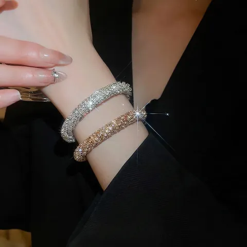 Brazalete Abierto De Strass Brillante Textura Torcida Lujo Aleación Pulsera Vintage Joyería De Moda Minimalista Para Mujer