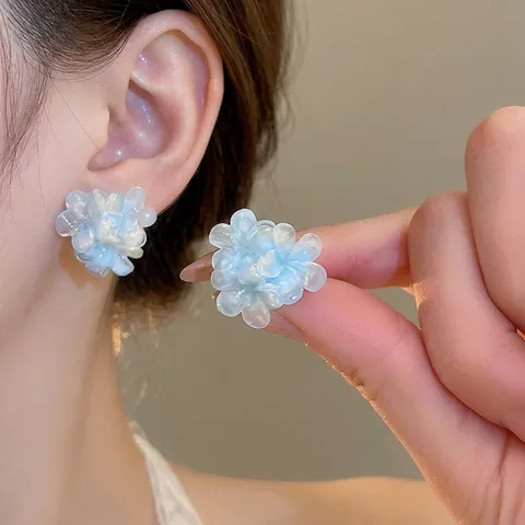 Floral Stud Earrings For Women Elegant 3D Flower Resin Jewelry With Silver Earring Post Vintage Style