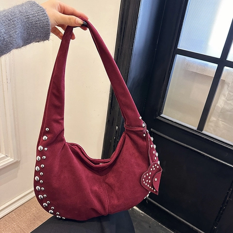 Borsa Hobo In Pelle Scamosciata Retro Da Donna Grande Capacità Punk Borchie Borsa A Spalla Mezzaluna Con Ciondolo Cuore