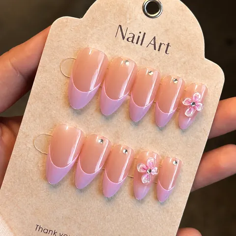 Rosa Französischer Farbverlauf Künstliche Fingernägel Süße 3D Blumen Mandelform Fake Nails Mit Strass Glänzend Künstliche Fingernägel Für Damen Schönheit Dekor
