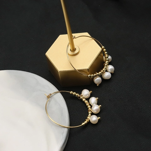 Grandi Orecchini A Cerchio Con Perle Barocche D'Acqua Dolce Perno In Placcato Oro 18K Vintage Donna