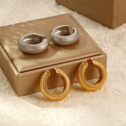 Manchette Oreille Texture Peau Serpent Acier Inoxydable Plaqué Or 18K Boucles Oreilles Anneau Forme C Pour Femmes