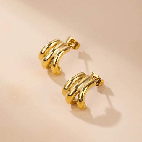 Minimalistische 18K Vergoldete Edelstahl Dreilagige Creolen Für Damen Trendy Metallic C-Förmige Ohrstecker Schmuck
