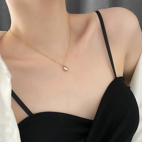 French Retro Titanium Steel Artificial Pearl Necklace For Women Gold Minimalist Single Pearl Clavicle Chain Jewelry Gift