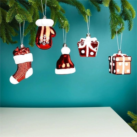 Weihnachtsbaumschmuck Rot Weiß Bemalt Kunststoff Hut Socken Handschuhe Geschenkbox Hängende Anhänger Festliche Dekoration
