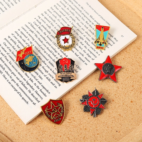 Sovjet-Unie CCCP Thema Legering Gelakte Broche Retro Militaire Stijl Ster Medaillon Emaille Badge Voor Heren Dames
