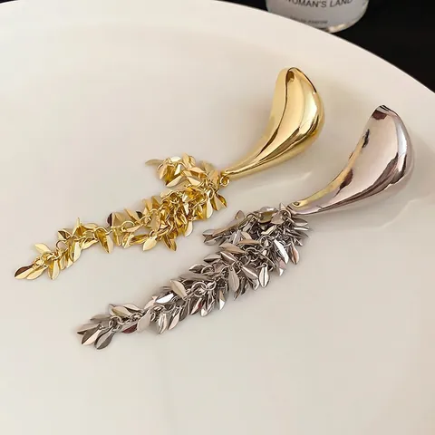 Vintage Geometrische Quasten Brosche Metall Blatt Anhänger Anstecknadel Elegant Revers Accessoire Für Damen Anzug Schmuck