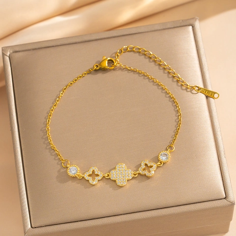 Four Leaf Clover Bracelet Stainless Steel Micro Inlaid Cubic Zirconia Adjustable Chain Elegant Jewelry For Women
