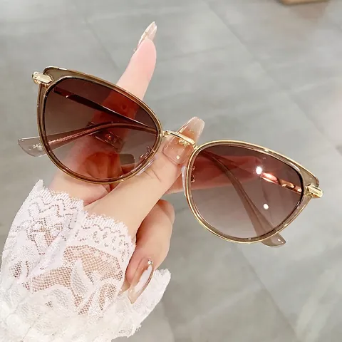 Occhiali Da Sole Occhio Di Gatto Donna Anti Luce Blu Moda Montatura Grande UV400 Plastica Metallo Occhiali Da Vista