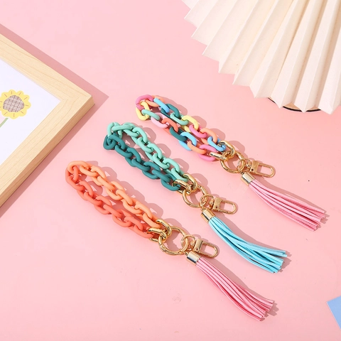 Acrylic Resin Chain Keychain Wristlet With Tassel Gold Alloy Ring Bag Charm Fashionable For Women