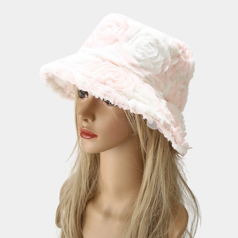 Bob en Peluche avec Rose 3D pour Femmes Épais Chaud Hiver Chapeau en Fausse Fourrure Pliable Coupe-vent Chapeau de Soleil