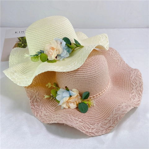 Sombrero De Paja De Ala Ancha Para Mujer Borde Ondulado Decoración De Flores Artificiales Sombrero De Sol De Playa De Verano