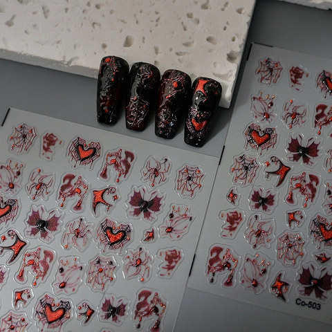 Gotische Halloween Nageltattoo Sticker 5D Relief Roter Glitzer Spinnennetz Herz Fledermaus Dunkler Stil Selbstklebende Decals Damen