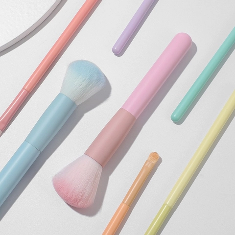 Macaron Pastellfarben Make-up-Pinsel Synthetikfaserborsten Kunststoffgriff Professionelle Verblendung Konturierung Beauty Tools
