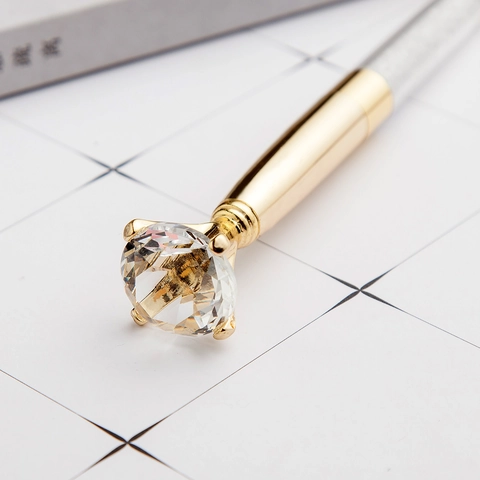 Luxurious Metal Ballpoint Pen With Large Rhinestone Top Sparkling Crystal Filling Creative Writing Pen For Office School Wedding Gift Women