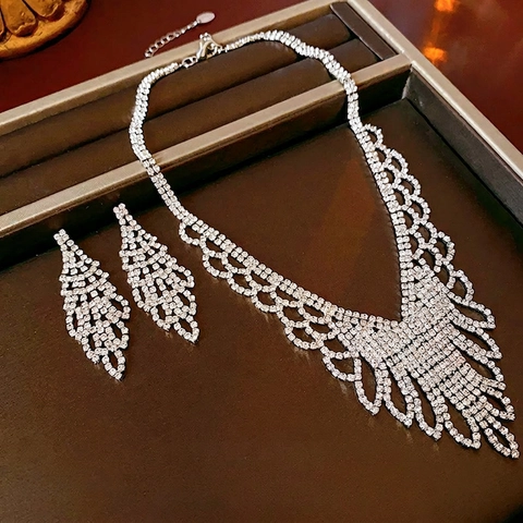 Luxury Rhinestone Necklace And Earrings V Shaped Tassel Design Silver Color Black Accents For Banquet Party Women Elegant