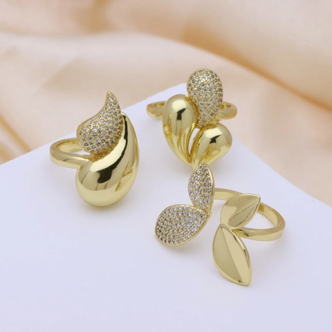 Anillo Abierto Ajustable Cobre Circonita Corazón Mariposa Gota Agua Joyería Minimalista Regalo Para Mujeres Color Oro
