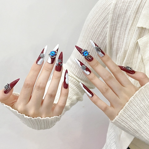 Uñas Postizas Góticas Hechas A Mano 3D Evil Eye Calavera Telaraña Rojo Oscuro Largo Stiletto Almendra Estilo Halloween