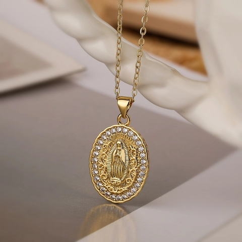 Collier Pendentif Vierge Marie Plaqué Or 18K Cuivre Zircone Bijoux Religieux Géométriques Pour Femmes