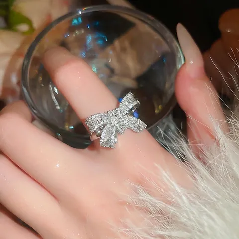 Strik Ring Glanzend Zirkoon Strass Ingelegd Koper Verstelbaar Open Hol Mode Sieraden Voor Vrouwen