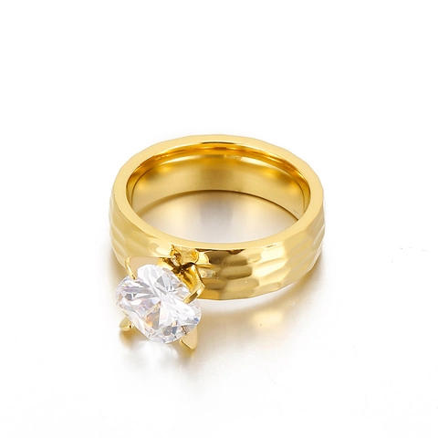 Roestvrijstalen Ring Voor Dames Met Vierkante Zirkoon Klauwzetting Gehamerde Textuur Minimalistische Sieraden
