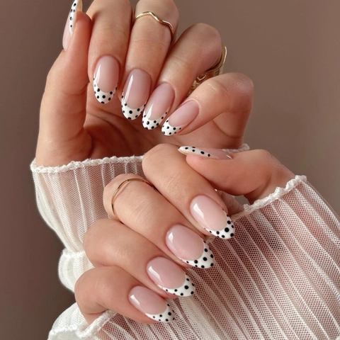 Short Almond Press On Nails French White Tip Black Polka Dot Design Glossy Wearable Fake Nails For Women Daily Manicure Nail Art Kit