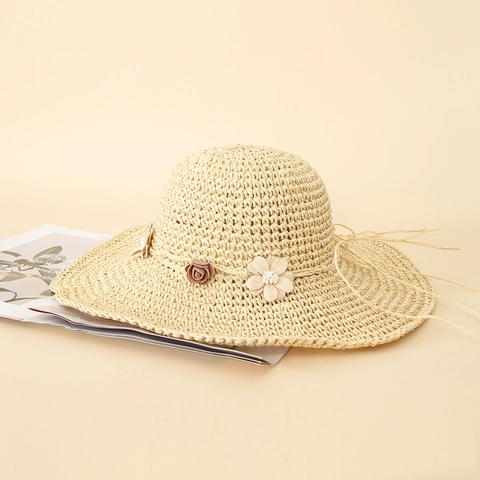 Women Summer Straw Hat Wide Brim Sun Protection Paper Rose Flower Decor Breathable Beach Travel Sunshade