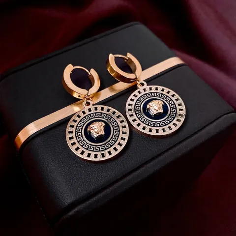 Vintage Luxury Round Drop Earrings Stainless Steel Gold Plated Enamel Relief Portrait Pattern Statement Jewelry