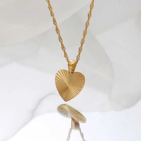 Collar Con Colgante De Corazón Mariposa Cuadrado Acero Inoxidable Textura Radiante Joyería Para Mujer
