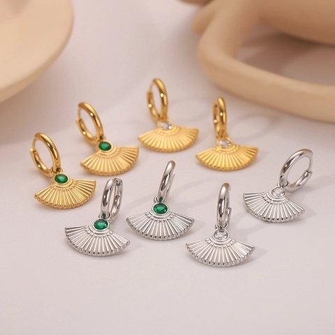 Französische Retro Fächer Anhänger Huggie Hoop Ohrringe Edelstahl 18K Vergoldet Zirkonia Smaragd Schmuck Für Damen
