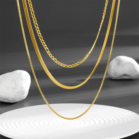 Collana A Strati Acciaio Al Titanio Placcato Oro 18K Catena Figaro Serpente Gioielli Donne