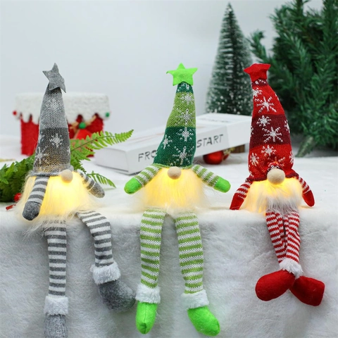 Gnomo di Natale Luminoso Luce LED Nordic Nisse Tomte Bambola Peluche Senza Volto Cappello Maglia Motivo Fiocco di Neve Ornamento Tavola Festa