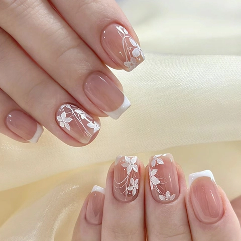 Uñas Postizas A Presión Con Flores Blancas Estilo Francés Cortas Cuadradas Redondas Brillantes Minimalistas Dulces