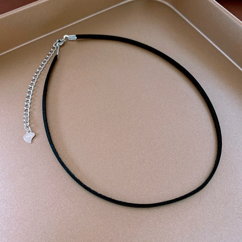 Collana Choker In Pelle Artificiale Nera Minimalista Con Pendente A Cuore In Argento Sterling S925 Per Donna