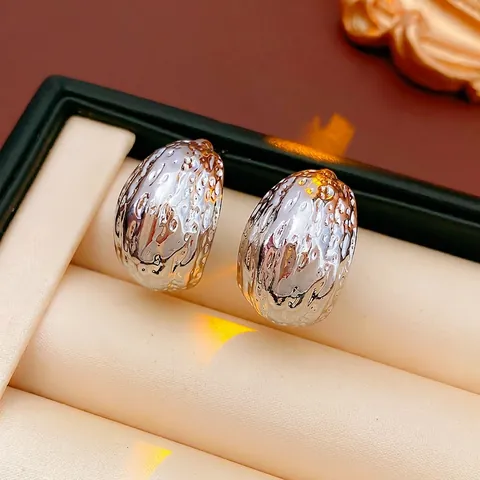 Irregular Lava Texture Hammered Geometric C-Shape Alloy Stud Earrings With Silver Earring Post Minimalist Jewelry For Women